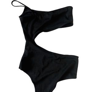 🖤 black cut out side body suit 🖤